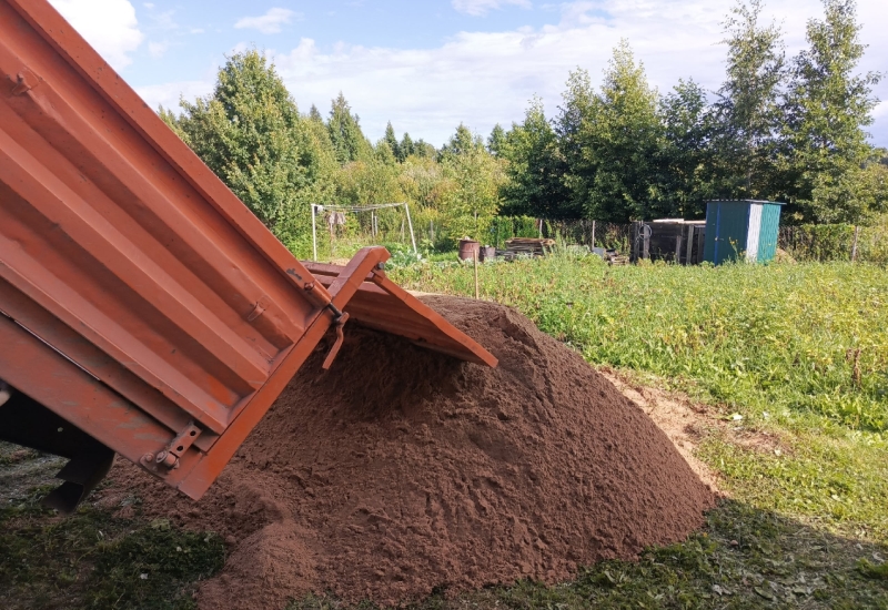 Доставка песка в огород Доставка песка в огород