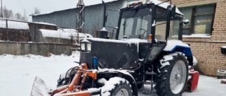 Снег во дворе дома не убирает управляющая компания