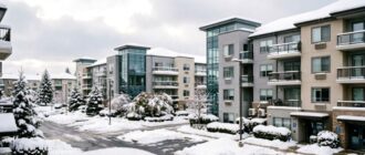 Уборка снега с крыш многоквартирных домов